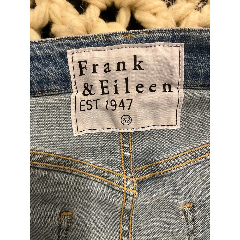 Frank & Eileen Derry Jeans size 32 NWOT